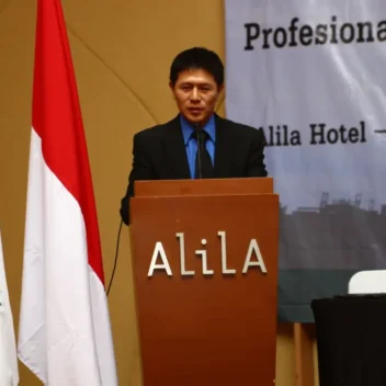 ketua organisasi